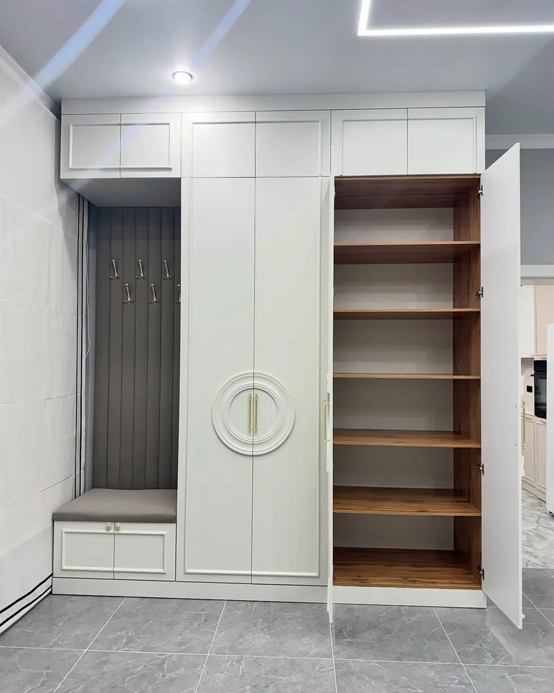 کمد دیواری سفید